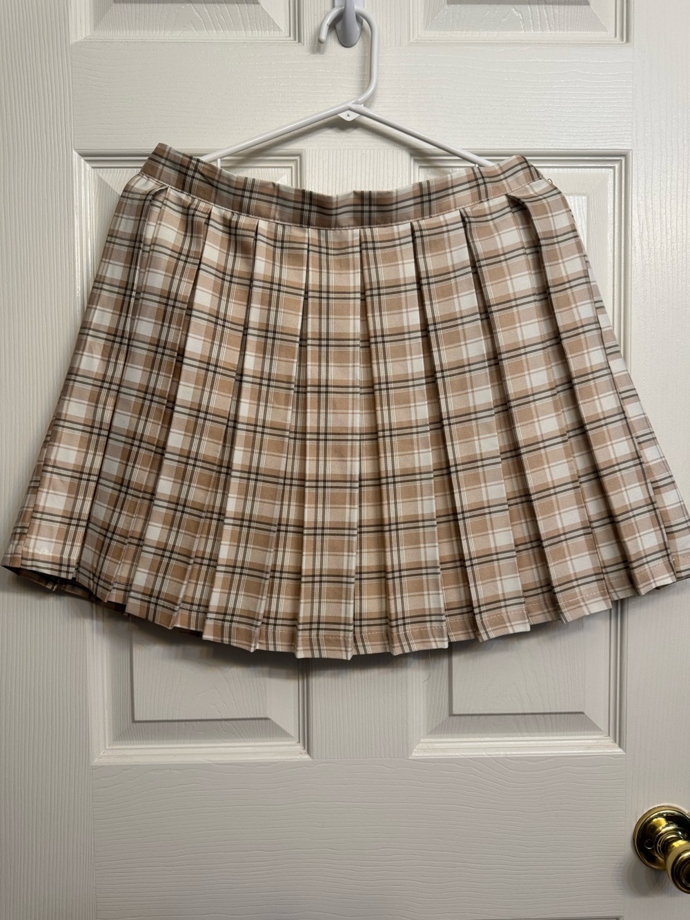 NWT Cali 1850 Tan Plaid Pleated Mini Skirt Size Large